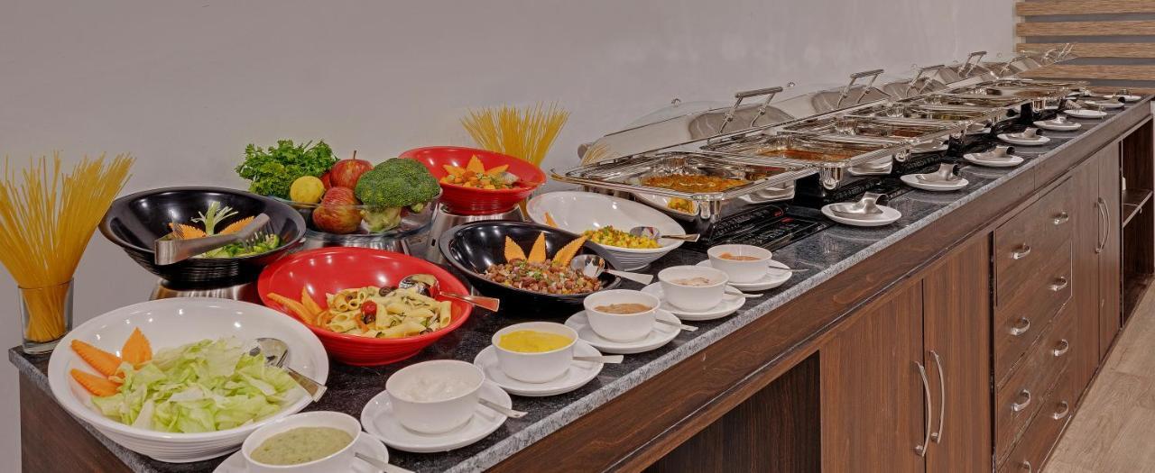 Click Hotel Jaipur, Raja Park Εξωτερικό φωτογραφία